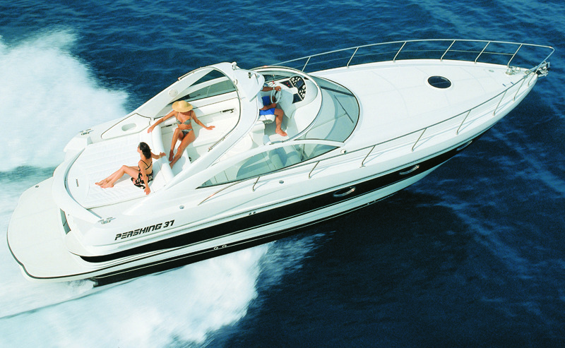 Pershing Yachts 37