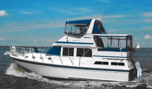 Present Yachts 38 Sundeck