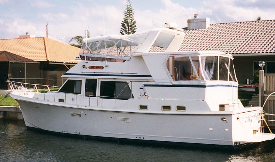 Present Yachts 46 Cockpit Motor Yacht