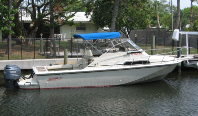 Boston Whaler 27 Full Cabin