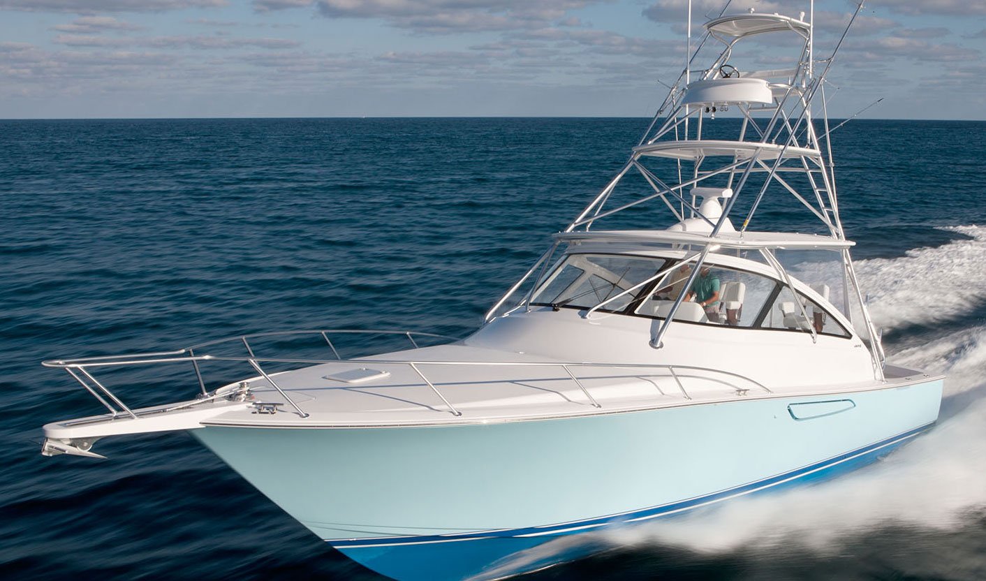 viking-42-open-exterior