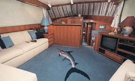 viking-48-convertible-interior-1