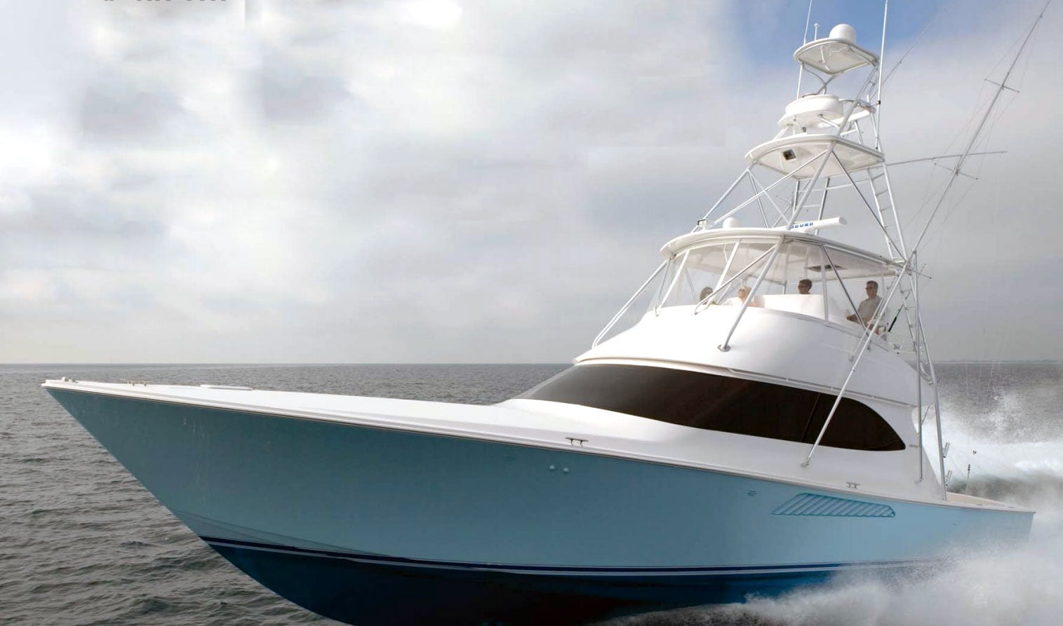 viking-52-covertible-exterior
