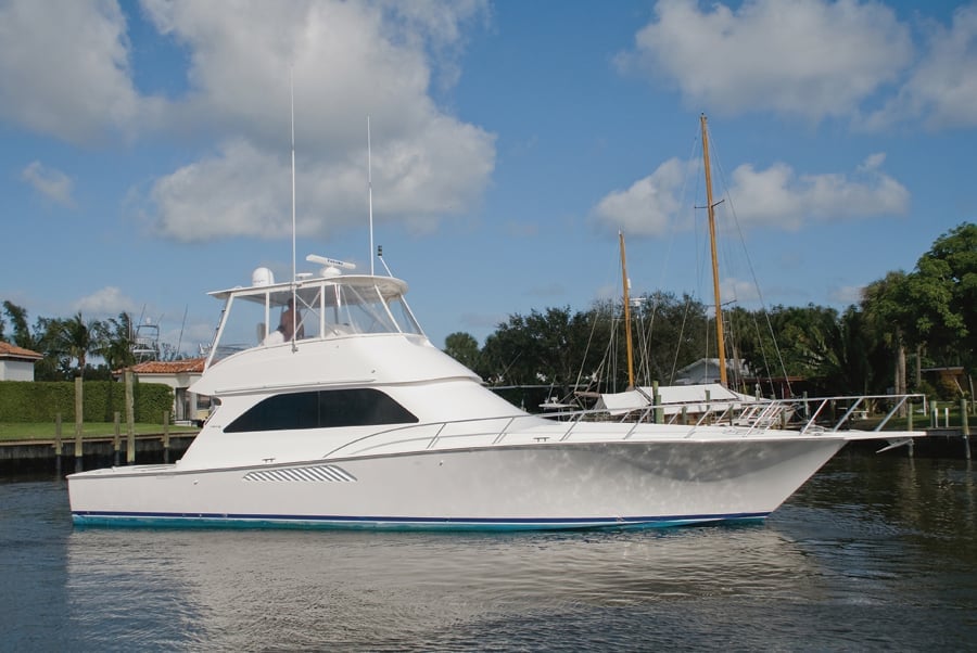 52 Viking Convertible | Previous Models | HMY Yachts