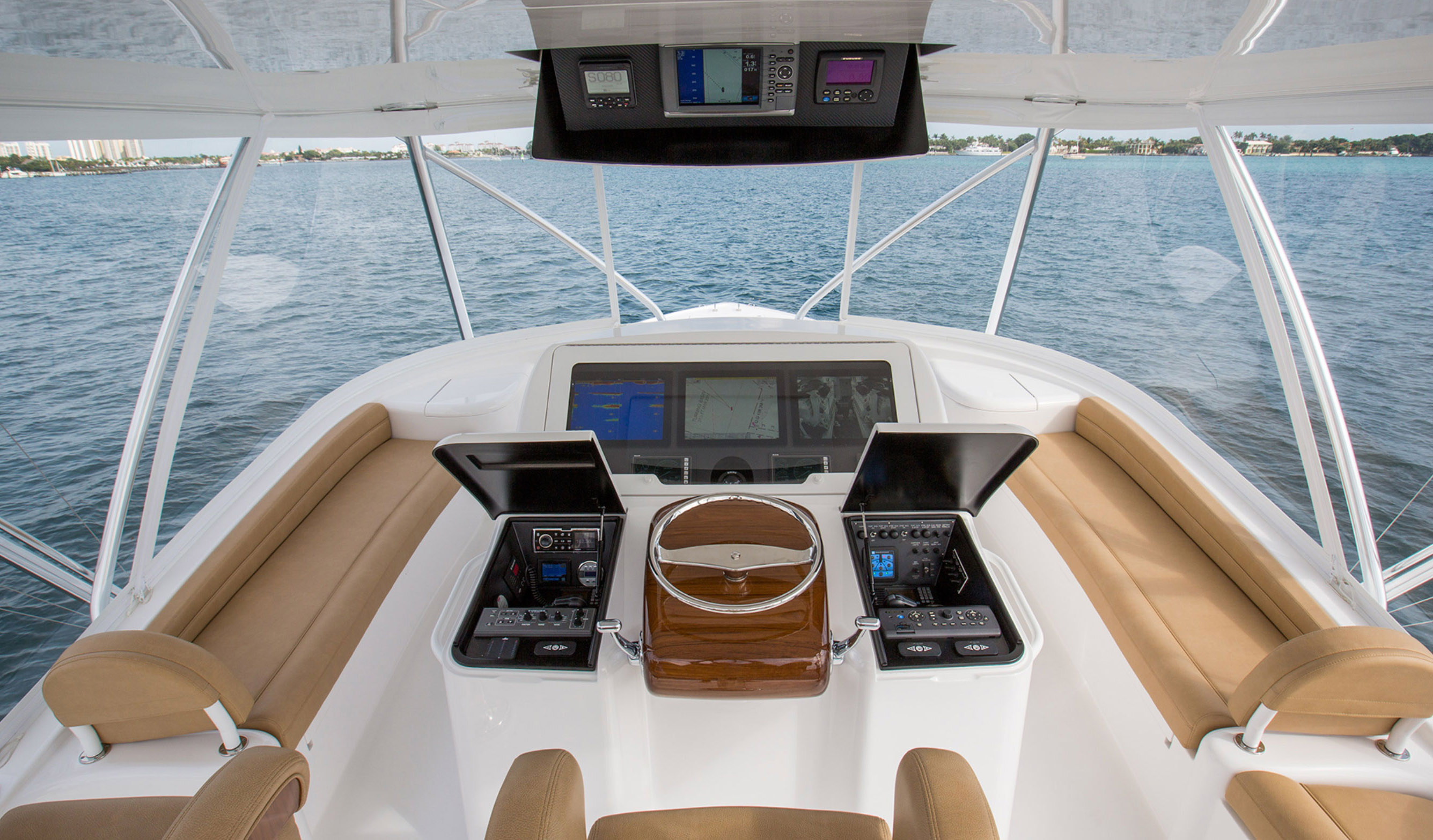 viking-55-convertible-flybrige