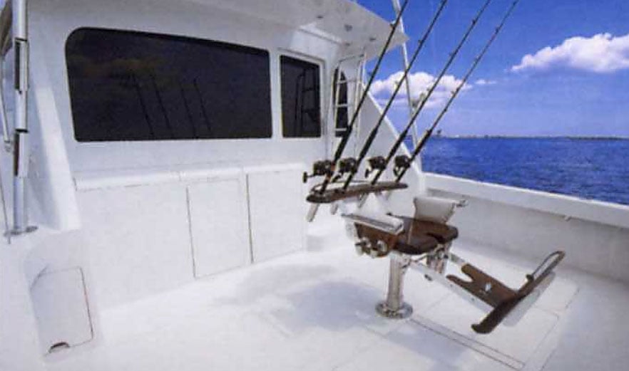 viking-56-c-cockpit