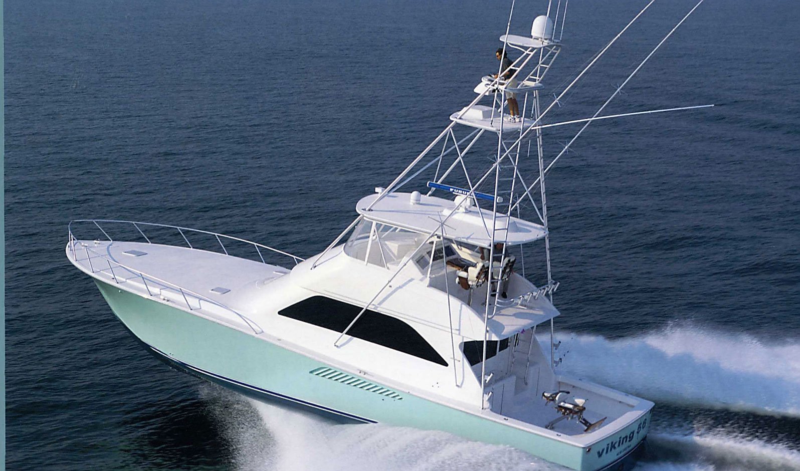 viking-56-c-exterior