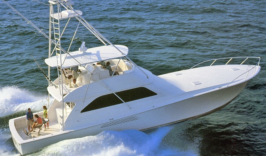 viking-61-convertible-exterior