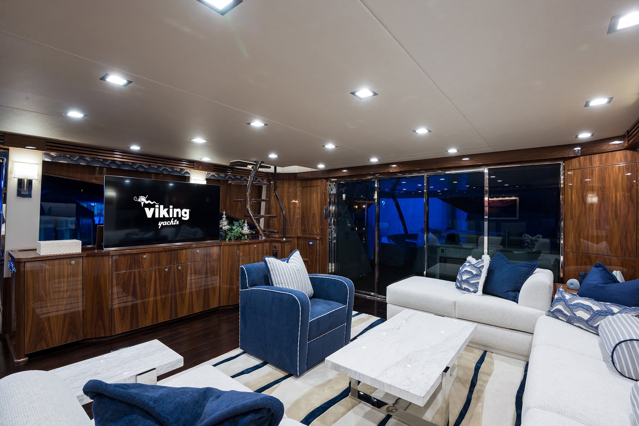 12-93-Viking_salon_7-REVISED-WEB